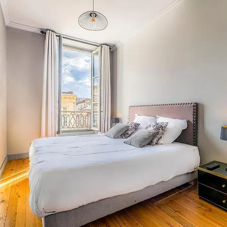 Apartment Magnifique En Hypercentre Avec Parking Bordeaux
